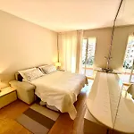 Monaco, Elegant & Quiet Renovated Apartment, In Fontvieille District, With Terrace & Pool, 15Min Walk To F1 Grand Prix